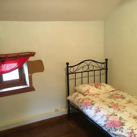 Le Petit Champagnerie Vakantiehuis Pressac
